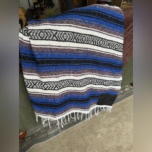 Hand woven cotton blend throw blanket